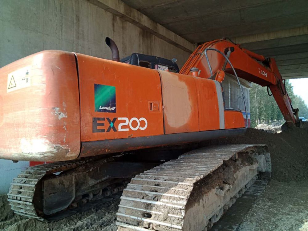 日立ex2005挖掘机