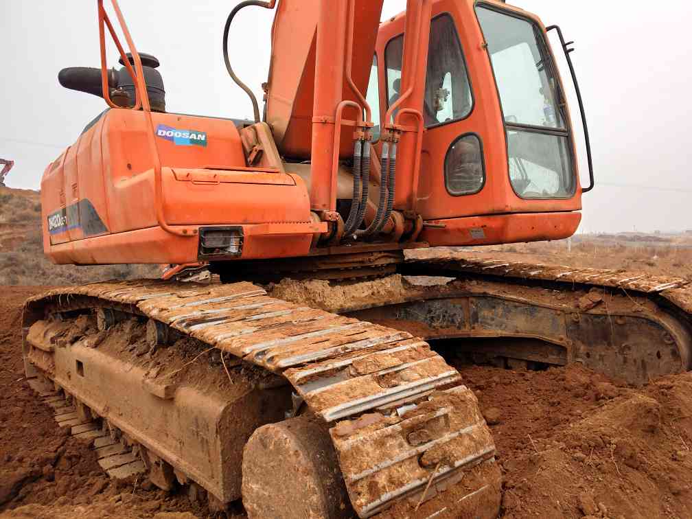 斗山dh360lc-v 挖掘机