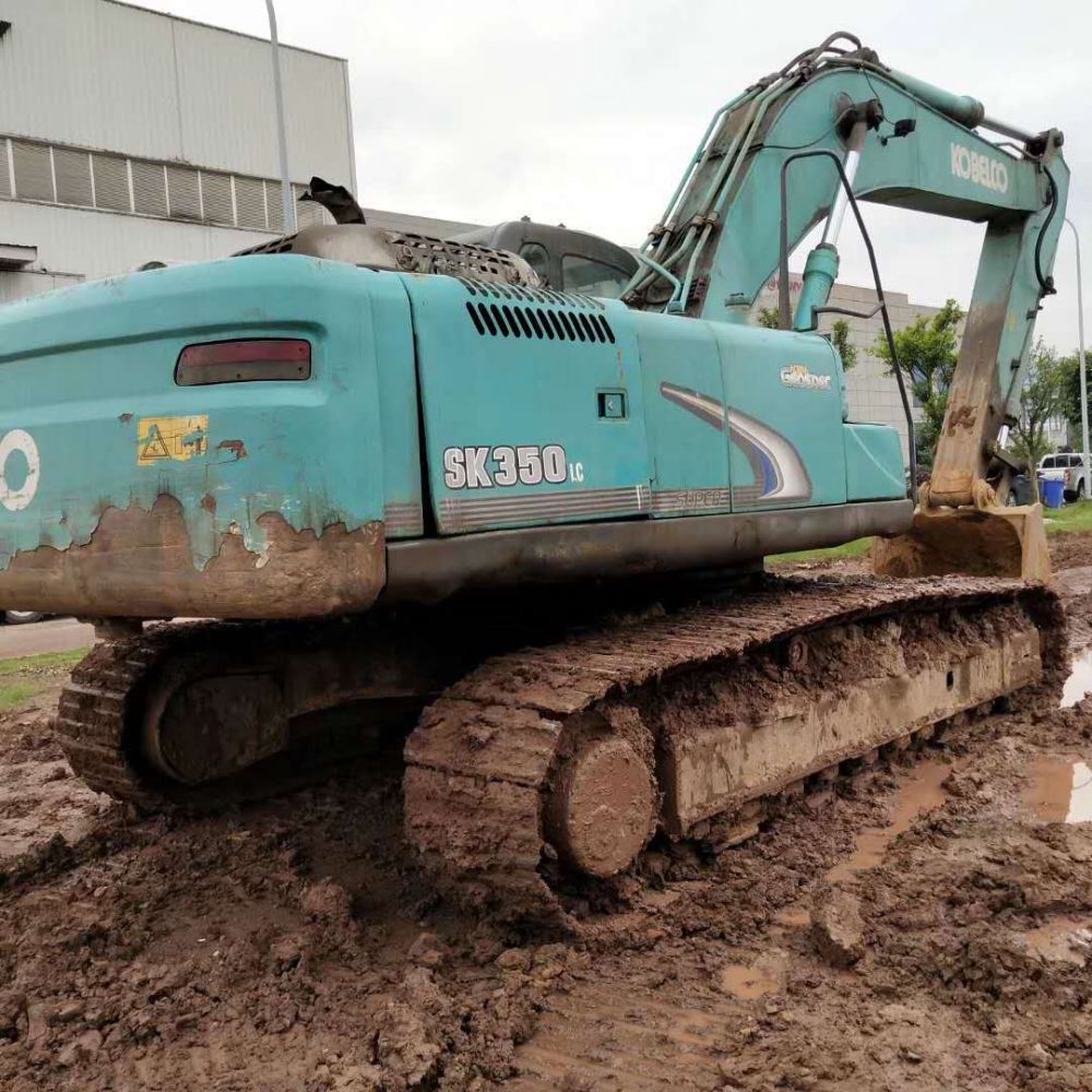 神钢sk350lc8挖掘机