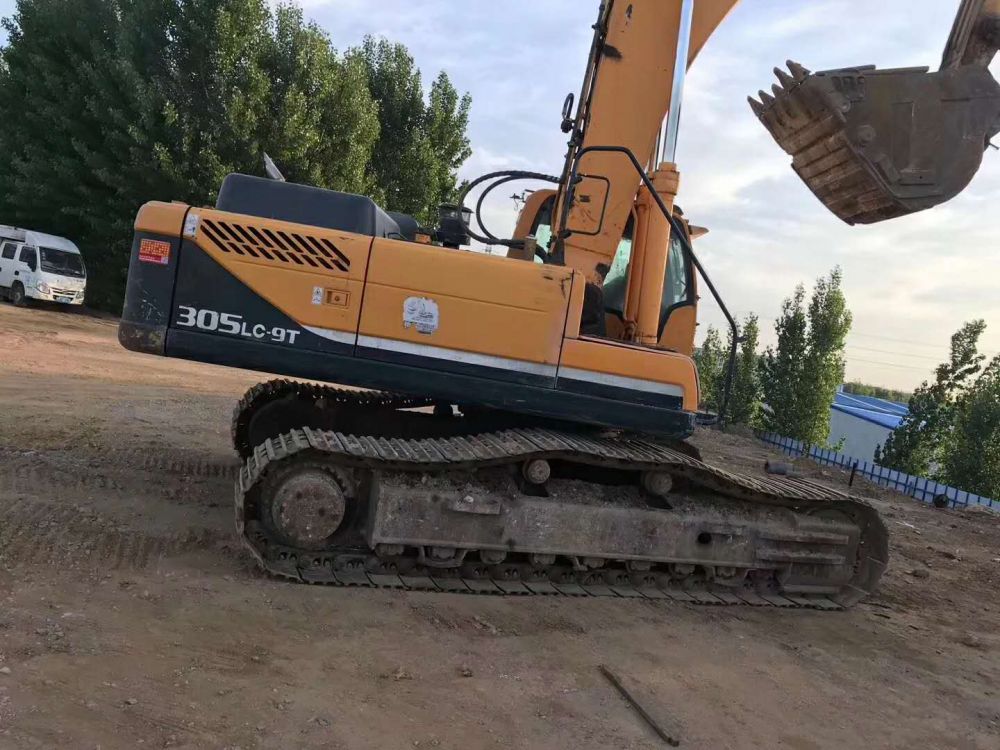 现代r305lc-9t 挖掘机