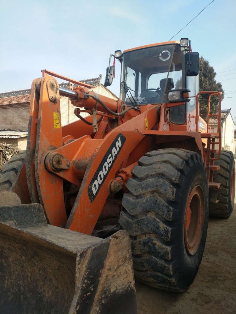 斗山dl503gold装载机