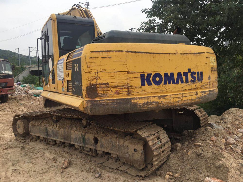 小松pc210-8 挖掘机