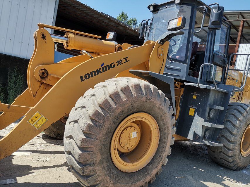 龙工lg855n装载机