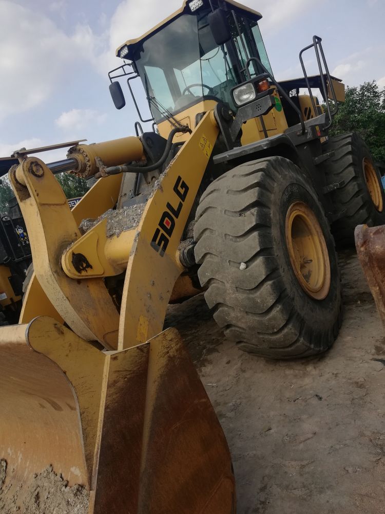 临工lg953n装载机