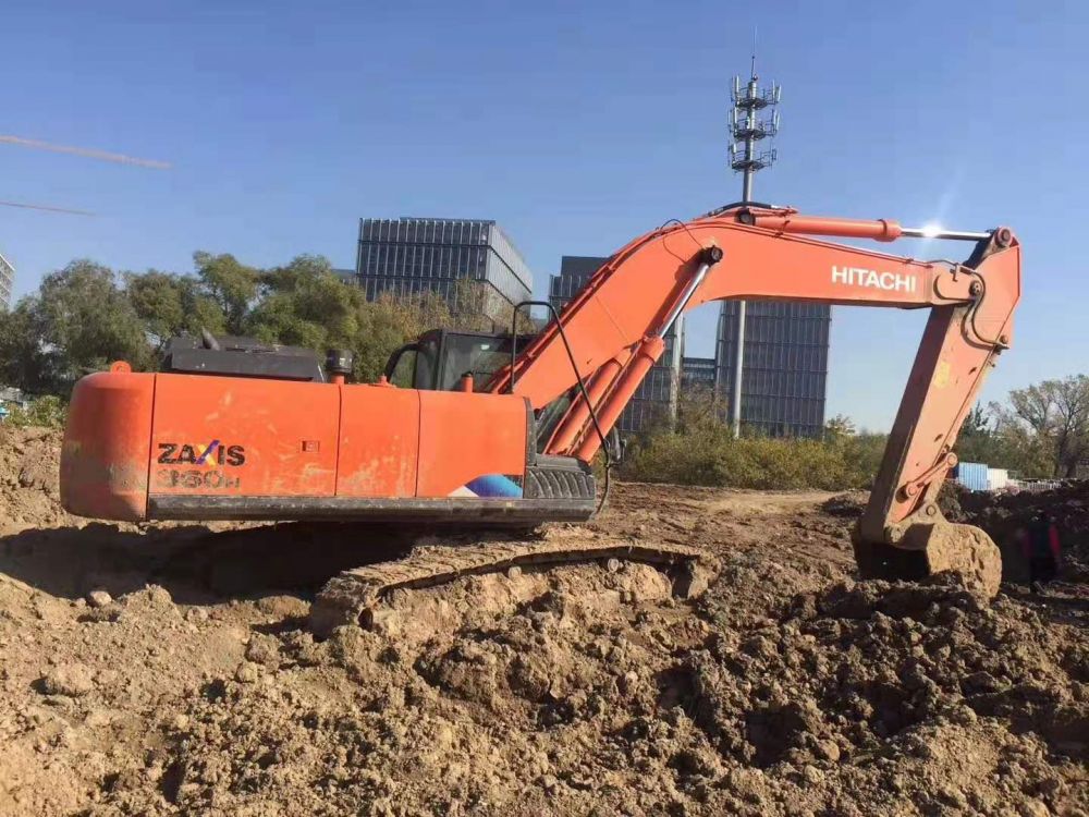 日立zx360h5a挖掘机