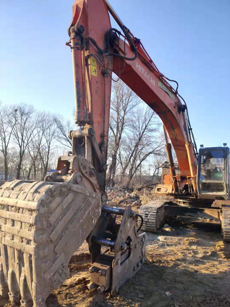 日立ex300-3 挖掘机