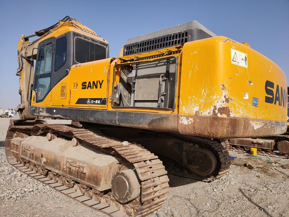 三一重工sy465c挖掘机