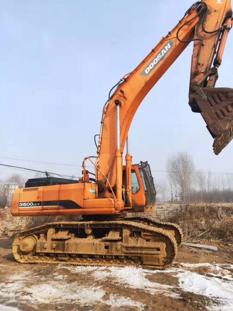 斗山dh500挖掘机