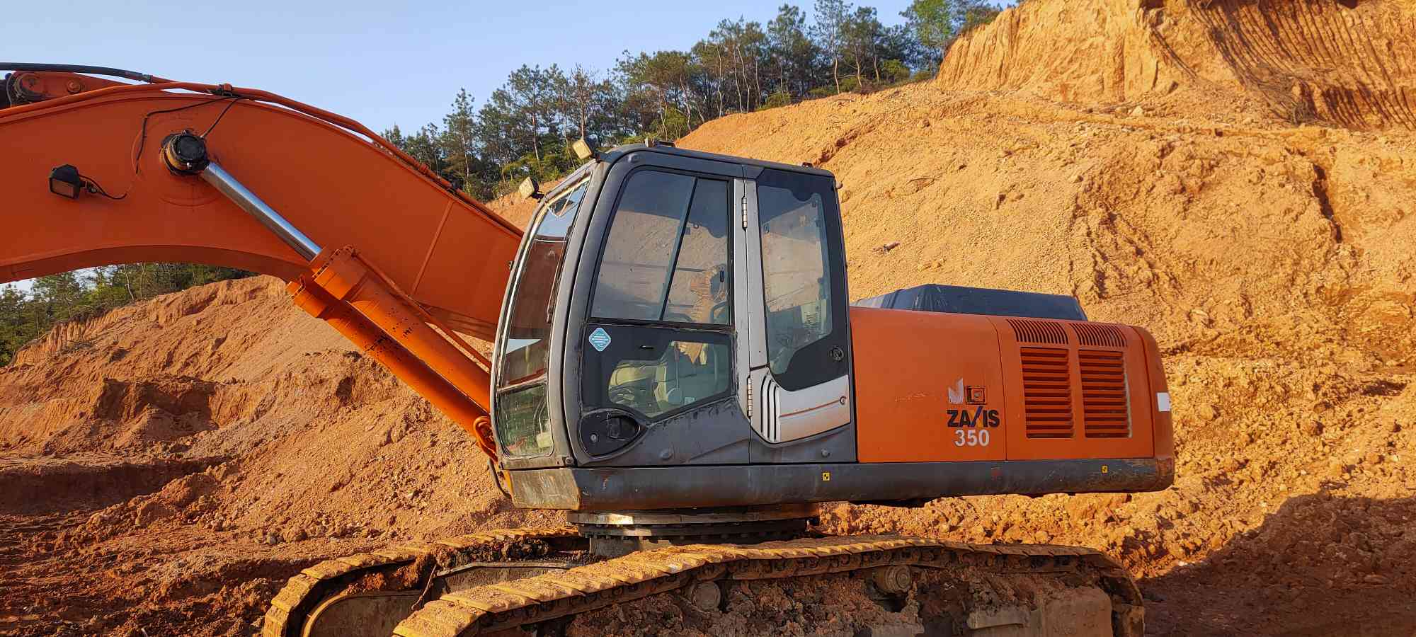 日立zx360h3挖掘机