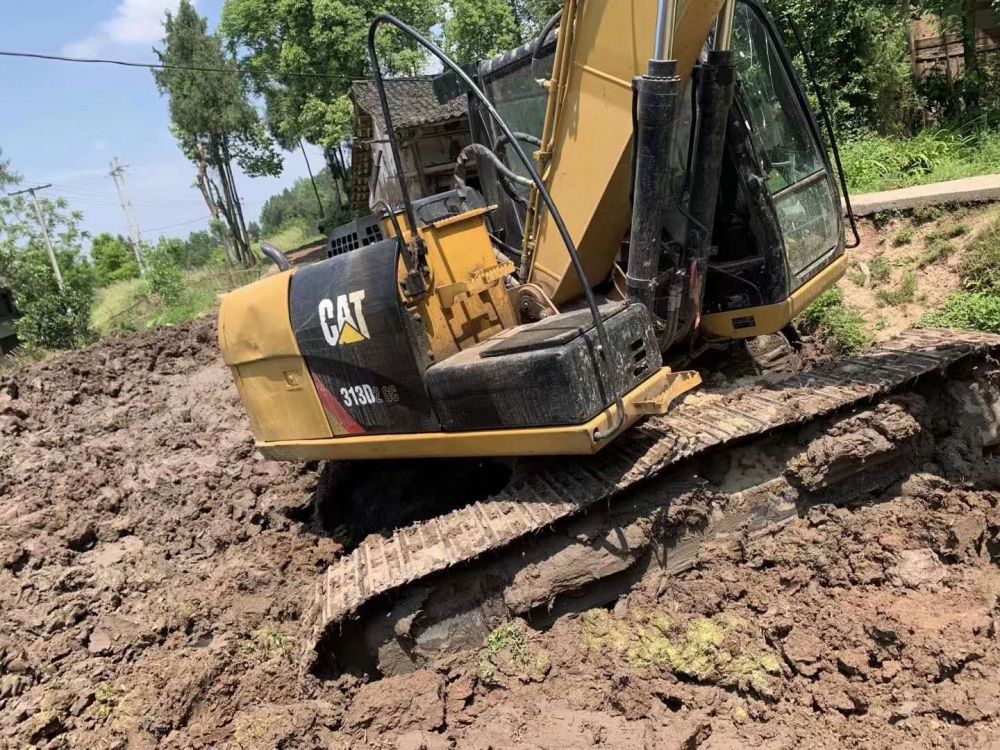 卡特彼勒313d2gc挖掘机