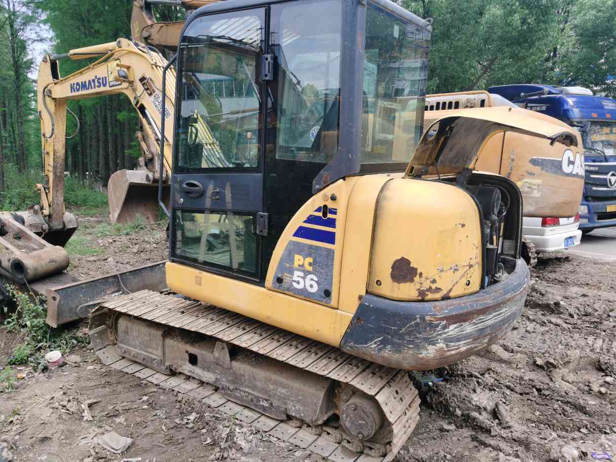 小松pc56-7 挖掘机