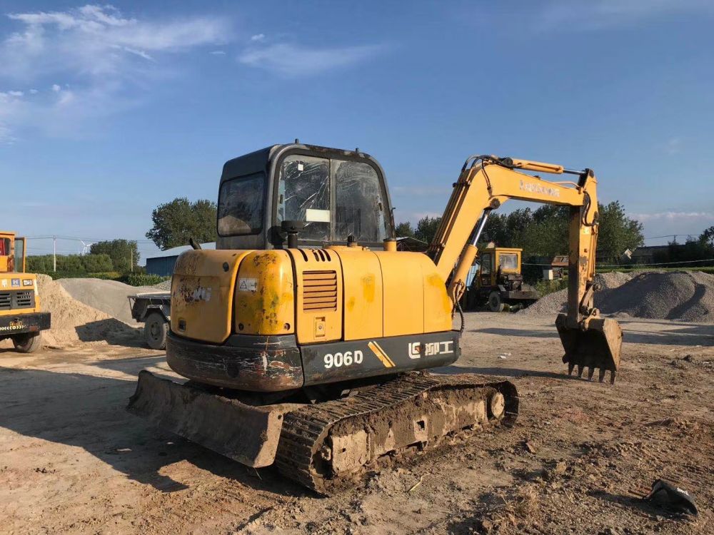 柳工clg906d 挖掘机