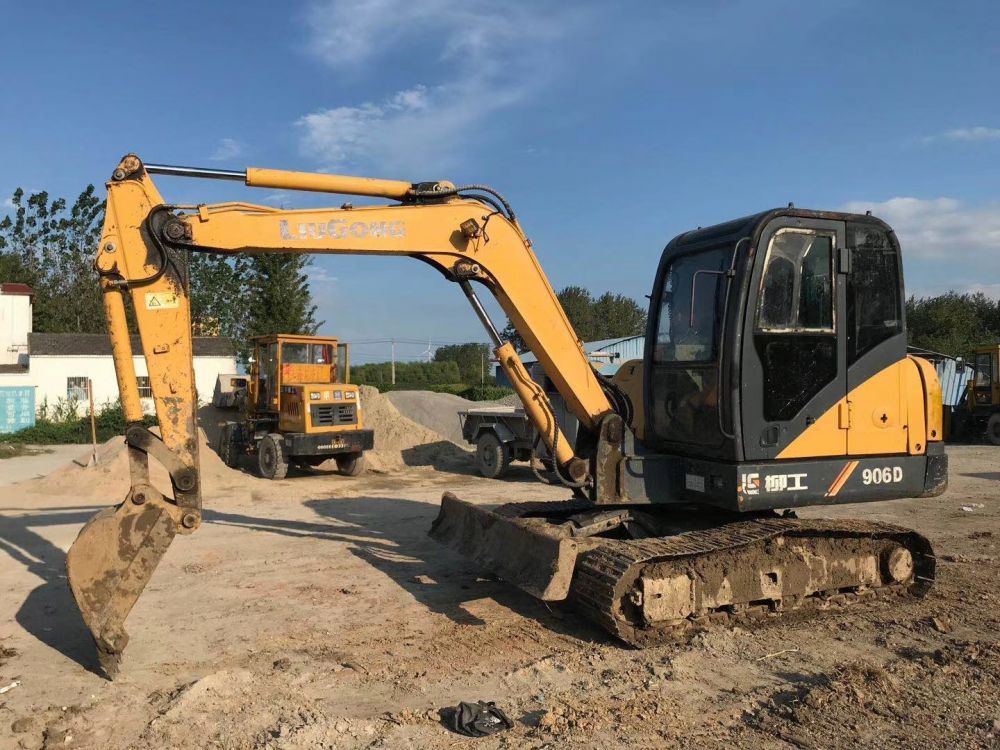 柳工clg906d 挖掘机